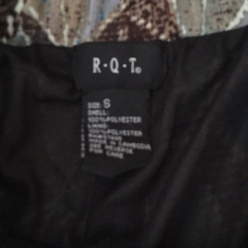 WORN ONCE- perfect condition long skirt. - Picture 3 of 4